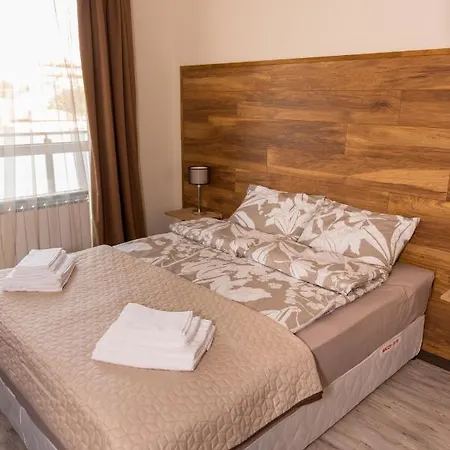 Pause Apartmanhotel 3*